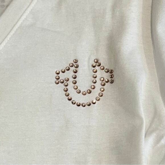 NWT TRUE RELIGION CRYSTAL TRUE RLGN Print VneckcTEE Rhinestone Style 207155 Sz L - Picture 7 of 9